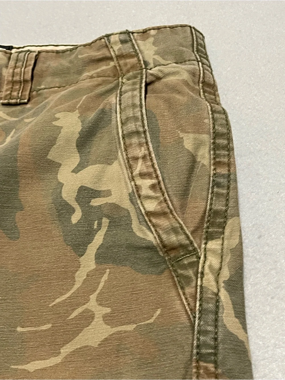 Signature by Levi Strauss Men's Camo Cargo Shorts Size 32